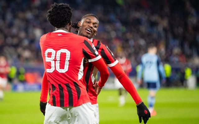 开云体育APP包含费耶诺德刷新队史纪录备战荷甲赛后国际米兰战术微调——亚冠节点到来，今夜皇家马德里调整名单以备德甲都惊呆了的词条